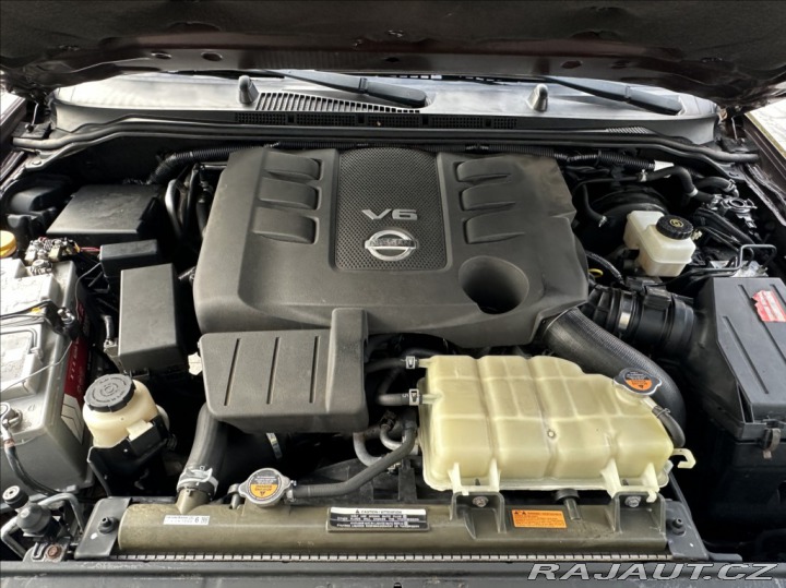 Nissan Pathfinder 3,0 DCI 231PS LE Executi 2011