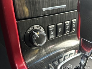 Nissan Pathfinder 3,0 DCI 231PS LE Executi 2011