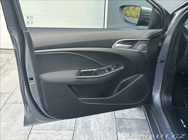 MG MG3 1,5 116PS Elegance 2025