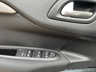 Citroën C4 1,2 PT 96kW Pure Tech VÝ 2014