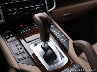 Porsche Cayenne 4.8 Turbo S 405kW DPH CZ 2013
