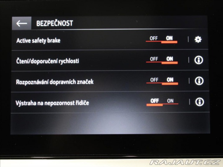 Opel Grandland 1,2 Turbo 96kW AT 1.maj.Č 2023
