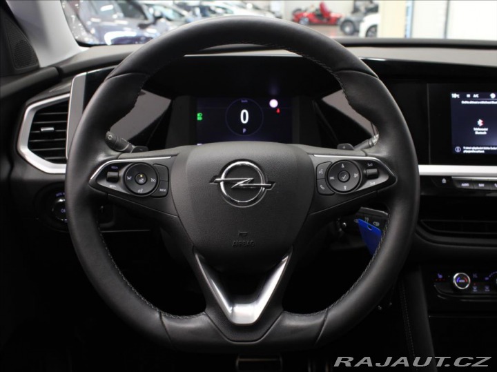 Opel Grandland 1,2 Turbo 96kW AT 1.maj.Č 2023