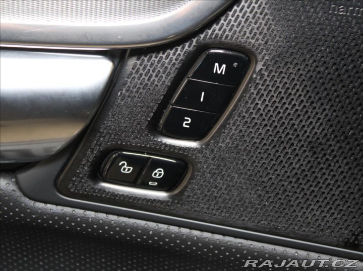 Volvo V90 2,0 T8 AWD PLUS Dark 59tk 2021