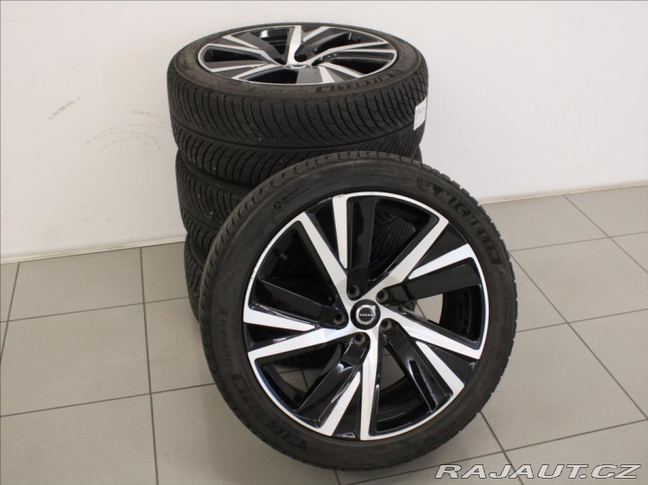 Volvo V90 2,0 T8 AWD PLUS Dark 59tk 2021