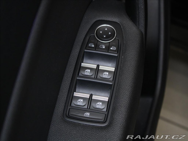Renault Captur 1,3 TCe 140k. AT Techno 1 2021