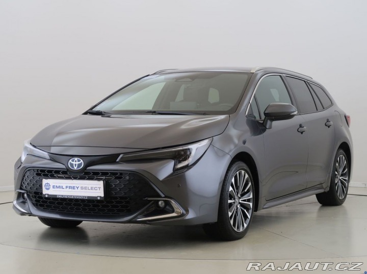 Toyota Corolla 1.8Hybrid,72KW,Style,Tažn 2024