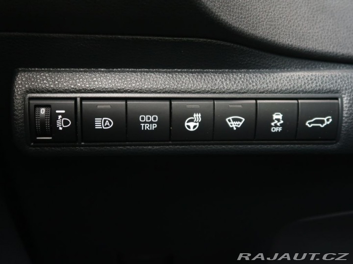 Toyota Corolla 1.8Hybrid,72KW,Style,Tažn 2024