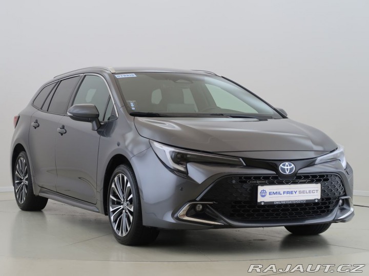 Toyota Corolla 1.8Hybrid,72KW,Style,Tažn 2024