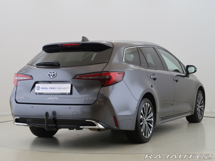 Toyota Corolla 1.8Hybrid,72KW,Style,Tažn 2024