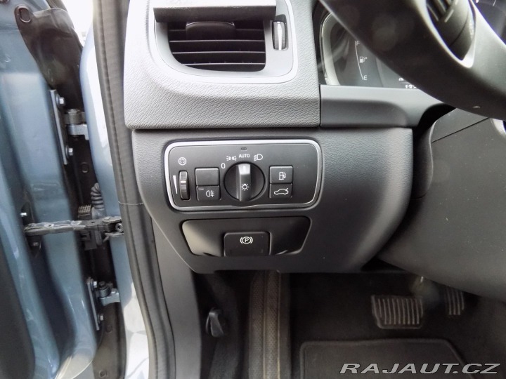 Volvo V60 2.0-D4/Inscription/LED/DP 2016