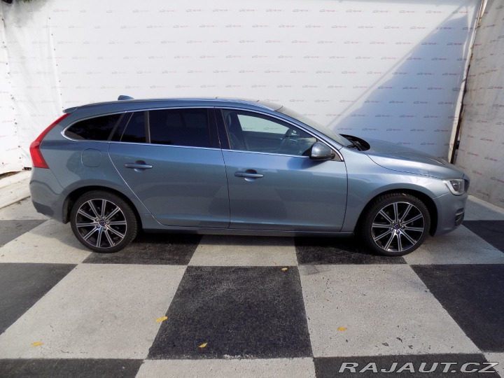 Volvo V60 2.0-D4/Inscription/LED/DP 2016