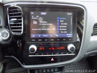 Mitsubishi Outlander 2.4 PHEV/4WD/1.Maj./LED/ 2021