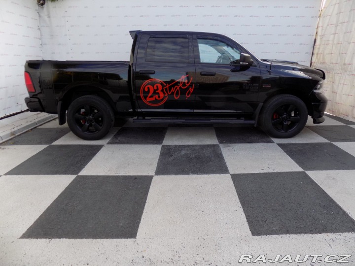 Dodge RAM 5.7 HEMI/CREW CAB/ČR/DPH/ 2022