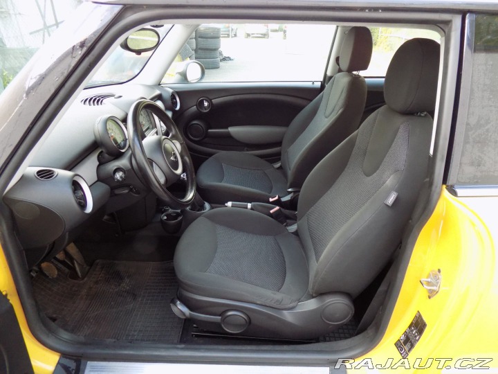 Mini Cooper 1.6i/Klimatizace/ 2007