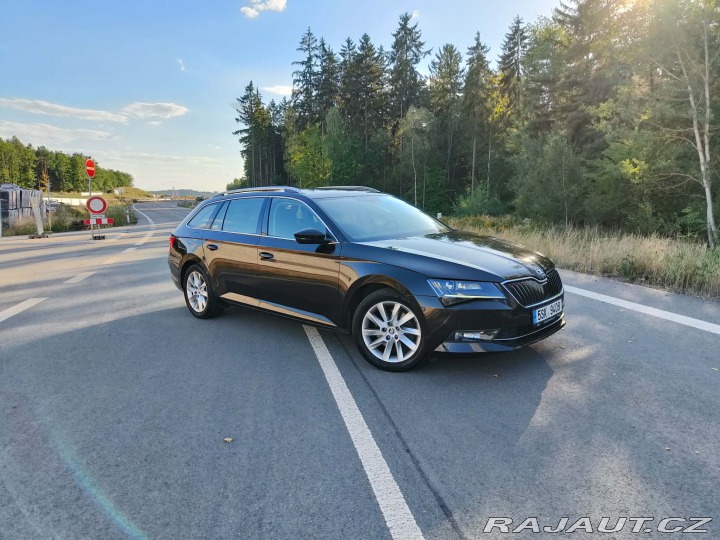 Škoda Superb Combi 2016