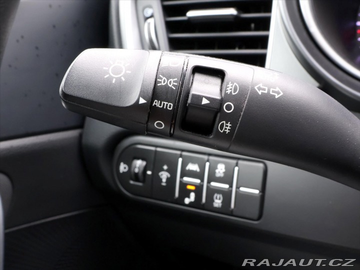 Kia Ceed 1,5 T-GDI 117kW DCT TOP D 2024