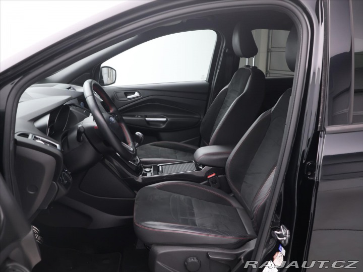 Ford Kuga 1,5 EB 110kW ST-Line 1.Ma 2018