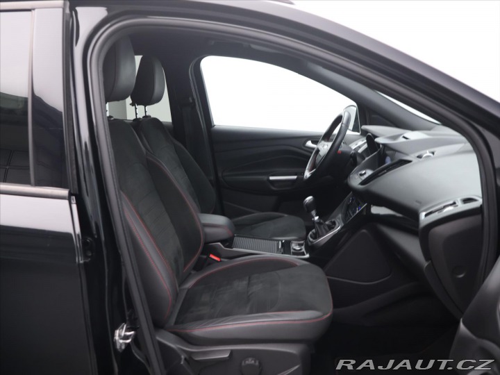 Ford Kuga 1,5 EB 110kW ST-Line 1.Ma 2018