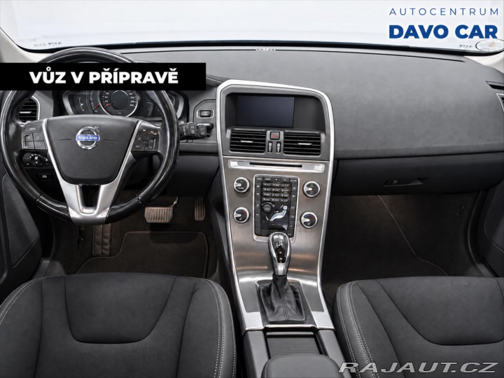 Volvo XC60 2,4 D5 158kW AWD Aut. Mom 2014