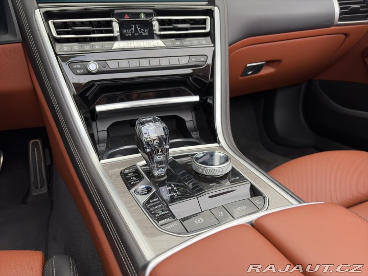 BMW 8 M850i xDrive 2019
