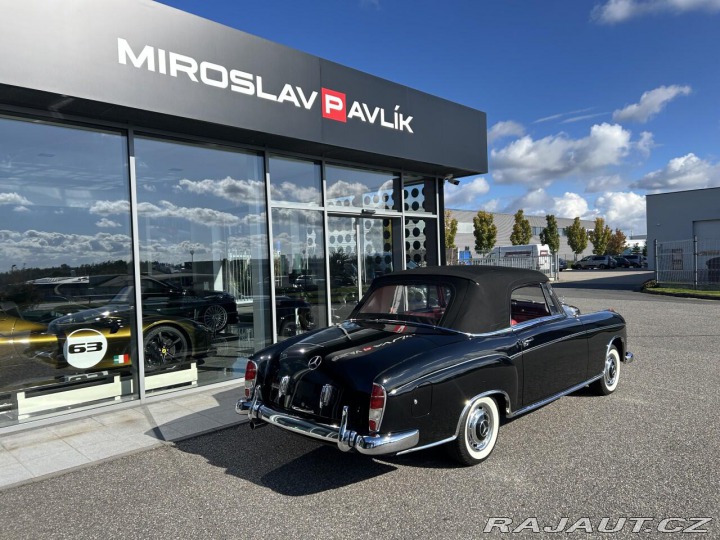 Mercedes-Benz Ostatní modely 220 S PONTON CABRIOLET 1957