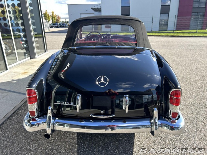 Mercedes-Benz Ostatní modely 220 S PONTON CABRIOLET 1957