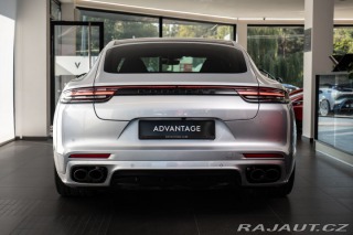 Porsche Panamera  2018