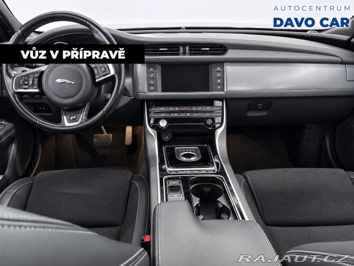 Jaguar XF 2,0 20D 132kW R-SPORT Aut 2016