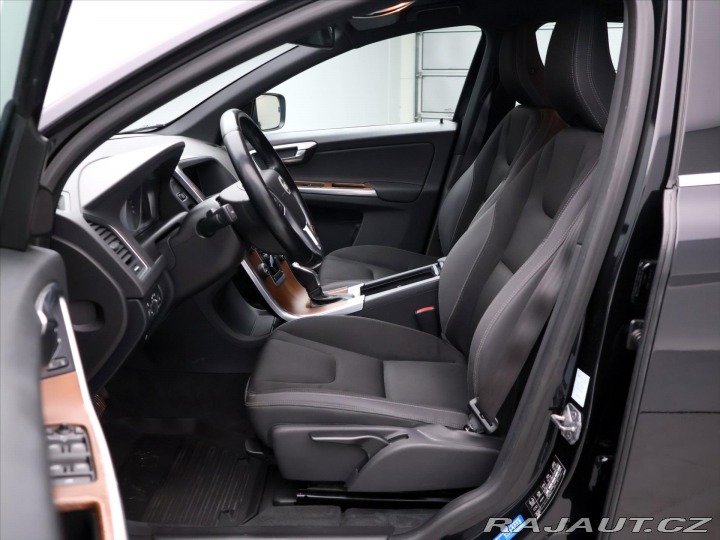 Volvo XC60 2,0 D4 120kW Momentum AUT 2014