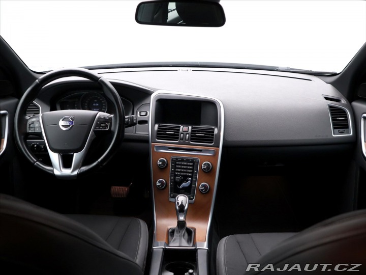 Volvo XC60 2,0 D4 120kW Momentum AUT 2014
