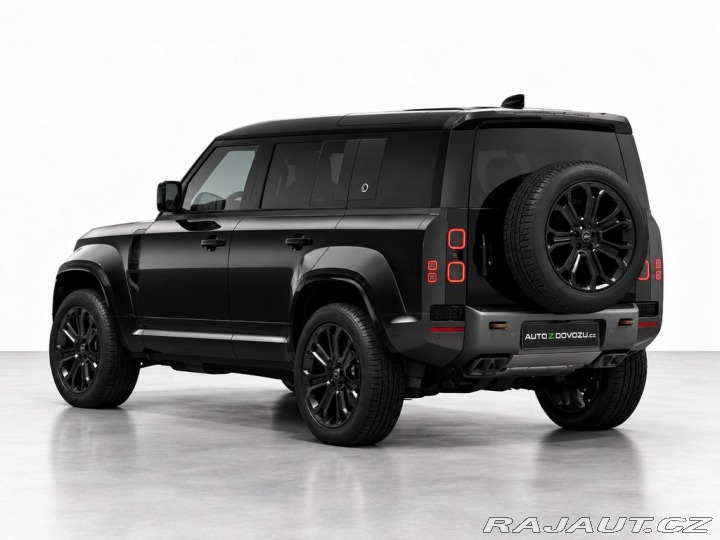 Land Rover Defender OCTA P635 V8 BLACK EDITIO 2026