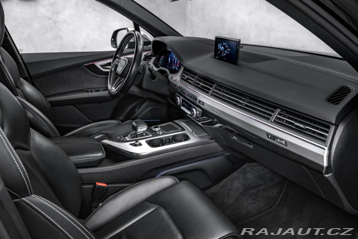 Audi SQ7 4,0TDI 7míst HuD BOSE 2017