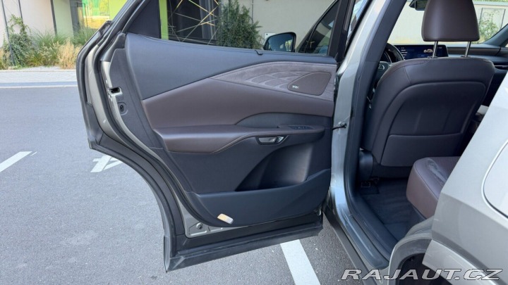 Lexus Ostatní modely RX 450h plus 450H+ 2,5 PHEV LUXURY TAŽ 2024