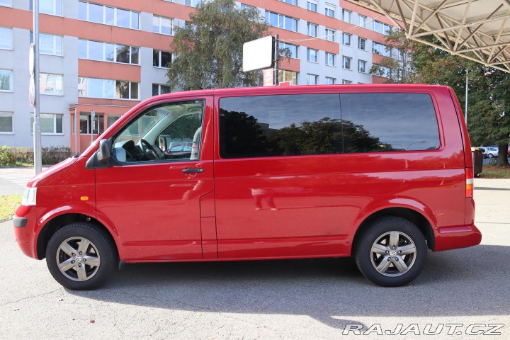 Volkswagen Transporter T5 1.9 TDI 77 kW | 9 MÍST 2005