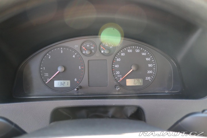 Volkswagen Transporter T5 1.9 TDI 77 kW | 9 MÍST 2005