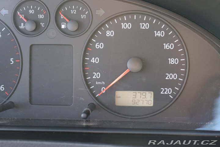 Volkswagen Transporter T5 1.9 TDI 77 kW | 9 MÍST 2005
