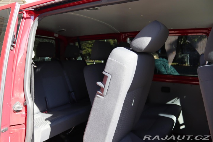 Volkswagen Transporter T5 1.9 TDI 77 kW | 9 MÍST 2005