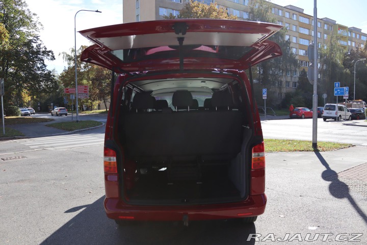 Volkswagen Transporter T5 1.9 TDI 77 kW | 9 MÍST 2005