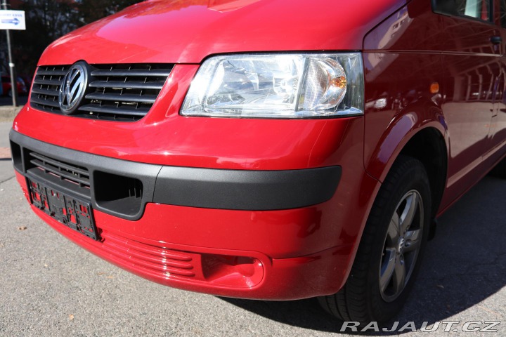 Volkswagen Transporter T5 1.9 TDI 77 kW | 9 MÍST 2005