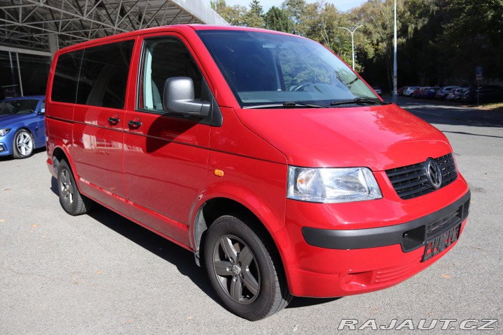 Volkswagen Transporter T5 1.9 TDI 77 kW | 9 MÍST 2005