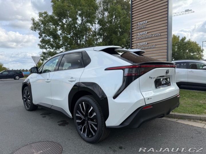 Toyota bZ4X Executive 73.1 kWh 1800