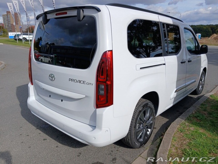 Toyota ProAce City Verso 1,5D VIP 7 míst AT long 1800
