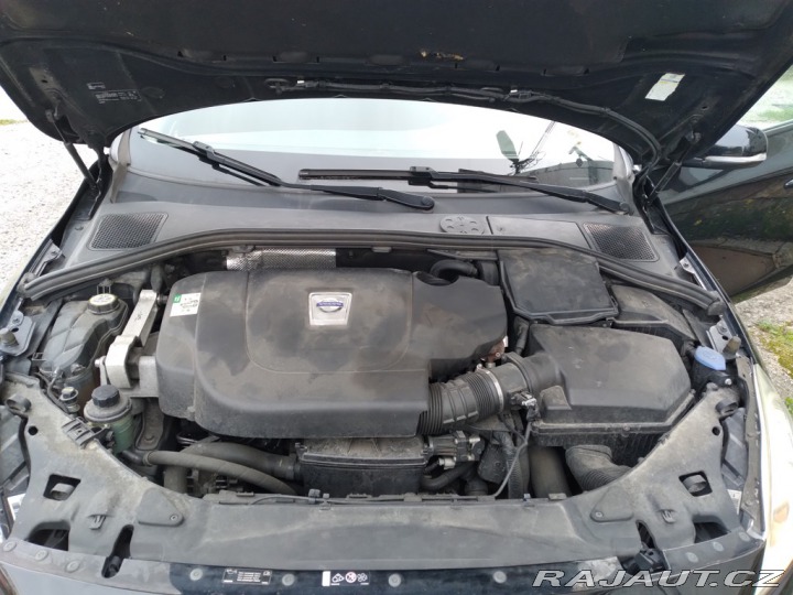 Volvo V60 D3 2.0D MANUÁL,NAVI,AC 2012