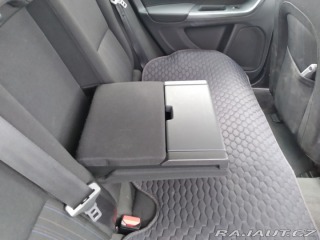 Volvo V60 D3 2.0D MANUÁL,NAVI,AC 2012
