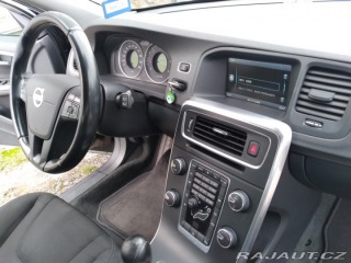 Volvo V60 D3 2.0D MANUÁL,NAVI,AC 2012
