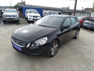 Volvo V60 D3 2.0D MANUÁL,NAVI,AC 2012