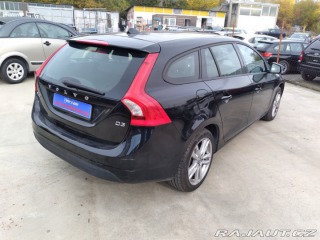 Volvo V60 D3 2.0D MANUÁL,NAVI,AC 2012