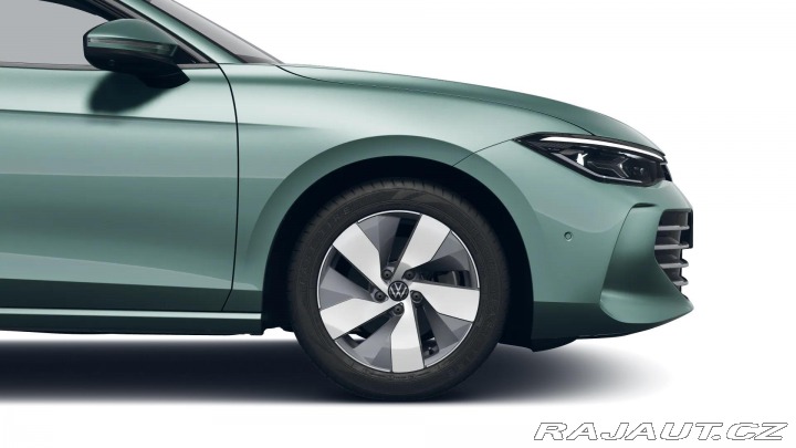 Volkswagen Passat 2.0TDI*NEZ.TOP*IQ*TAŽ*DCC 2026