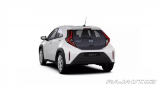 Toyota Aygo 1.5 X HEV  Active - akční 1800